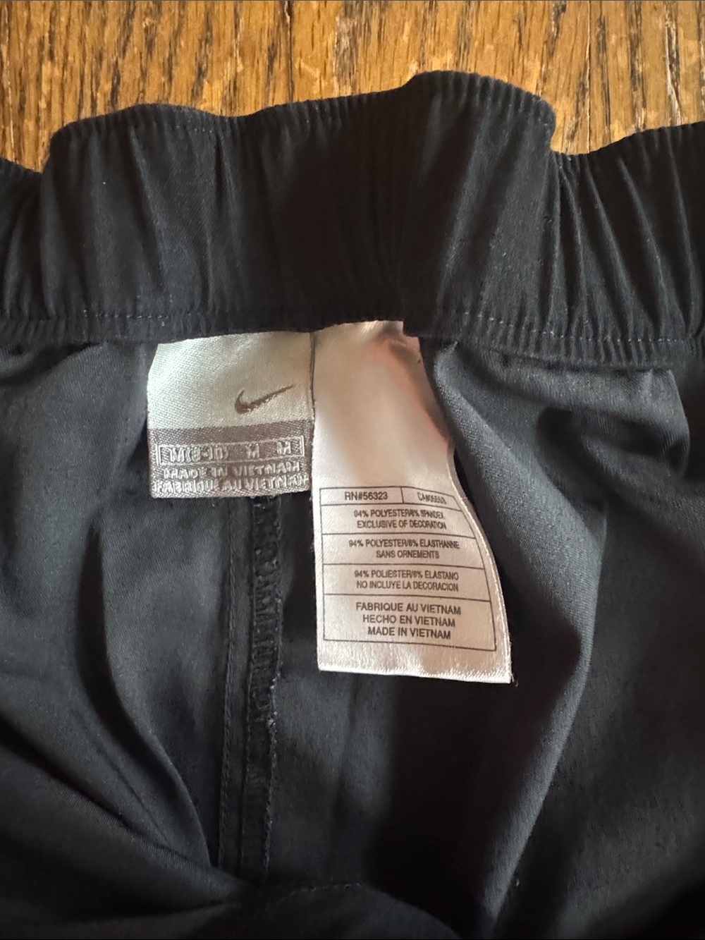 Women’s Nike Black Straight-Leg Studio Pants size M (8-10) - Picture 2 of 7